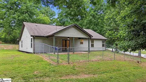 Exterior - 2222 Wright Dr, Greer, SC 29651 photo 5 of 5