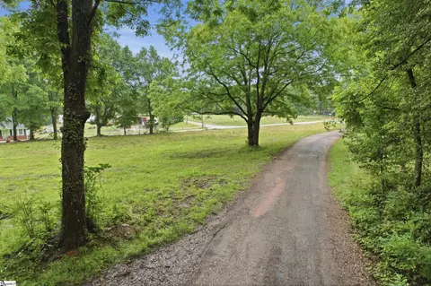 401 Old Pelzer Rd, Pelzer, SC 29669 photo 6