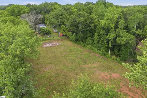 401 Old Pelzer Rd, Pelzer, SC 29669 photo 4
