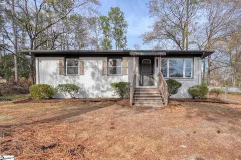 279 Pioneer Pl, Spartanburg, SC 29301