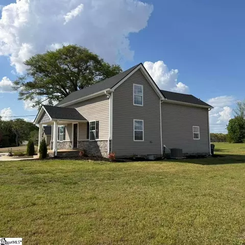 19 Holcombe Rd, Piedmont, SC 29673