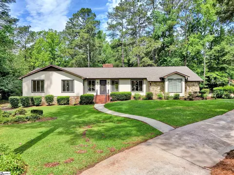108 Devon Ct, Greenwood, SC 29649