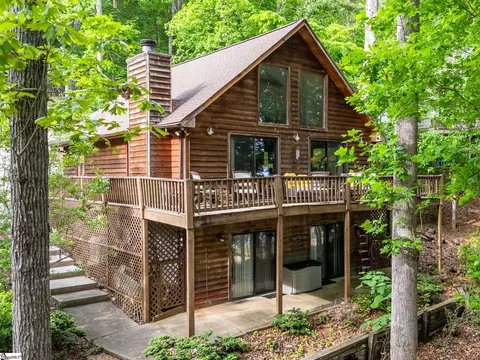 415 Kenwood Dr, Westminster, SC 29693