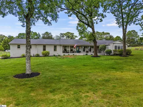 9401 Old White Horse Rd, Greenville, SC 29617
