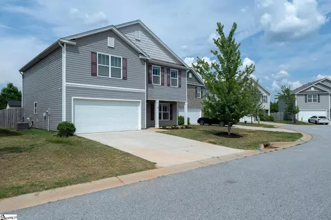 347 Millen Dr, Woodruff, SC 29388