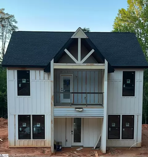 142 Boxwood Ln, Easley, SC 29640