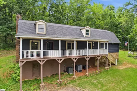 211 Narrow Way, Travelers Rest, SC 29690