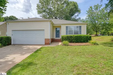 502 Usher Ct, Boiling Springs, SC 29316