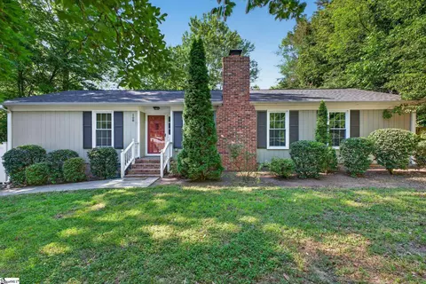 108 Crowndale Dr, Taylors, SC 29687