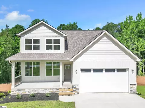 137 Mountain Lake Dr, Piedmont, SC 29673