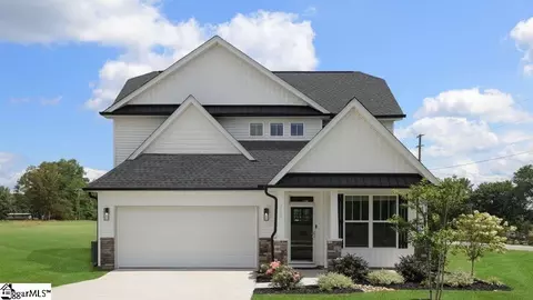 710 Longton St, Woodruff, SC 29388