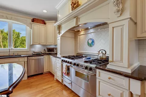 Kitchen - 340 Harrison Rd, Roebuck, SC 29376 photo 2 of 3