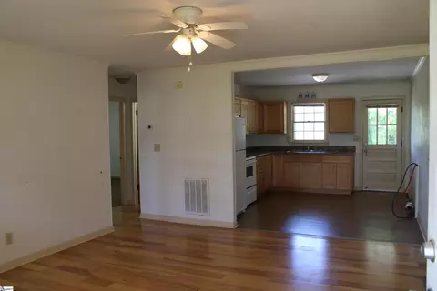 117 Bryant St, Central, SC 29630 photo 4