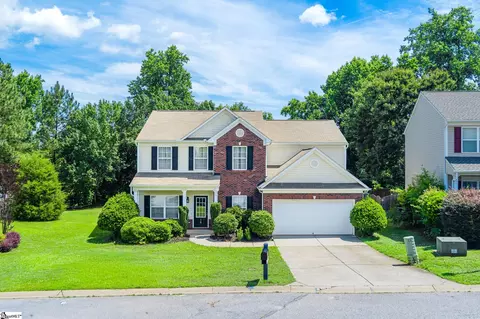 38 Golden Acre Ct, Simpsonville, SC 29681