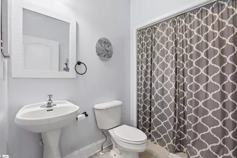 Bath - 274 Circle Dr, Pendleton, SC 29670 photo 3 of 5
