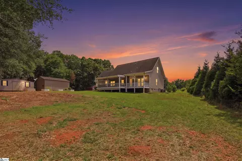 Exterior - 274 Circle Dr, Pendleton, SC 29670 photo 4 of 8
