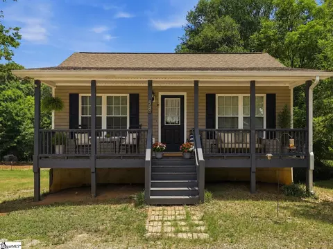 Exterior - 274 Circle Dr, Pendleton, SC 29670 photo 7 of 8