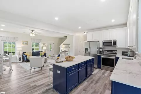 Kitchen - 274 Circle Dr, Pendleton, SC 29670 photo 1 of 3
