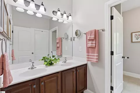 Bath - 274 Circle Dr, Pendleton, SC 29670 photo 1 of 5