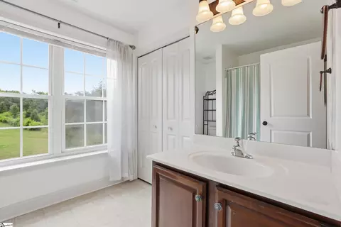 Bath - 274 Circle Dr, Pendleton, SC 29670 photo 2 of 5
