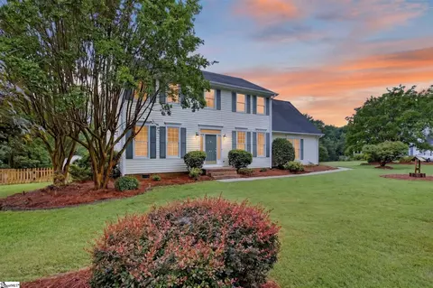 27 Whitts Forge Ln, Mauldin, SC 29662