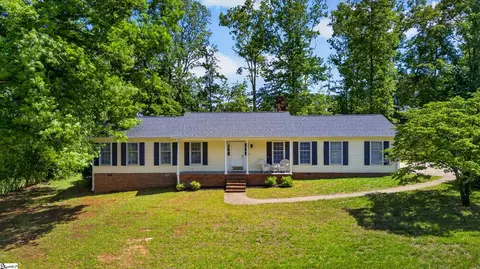 9 Williams Rd, Travelers Rest, SC 29690