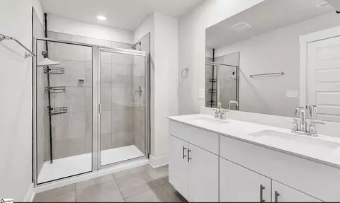 Bath - 109 Ted Dr, Mauldin, SC 29662 photo 1 of 1