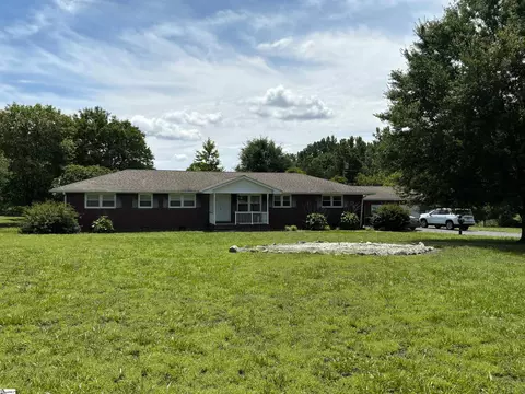 1141 Wright School Rd, Belton, SC 29627
