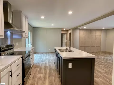 399 Charles St, Enoree, SC 29335 photo 8