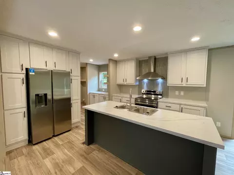 399 Charles St, Enoree, SC 29335 photo 4