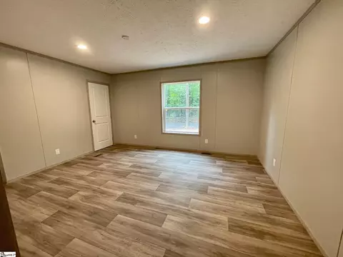 399 Charles St, Enoree, SC 29335 photo 20
