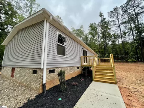 399 Charles St, Enoree, SC 29335 photo 35