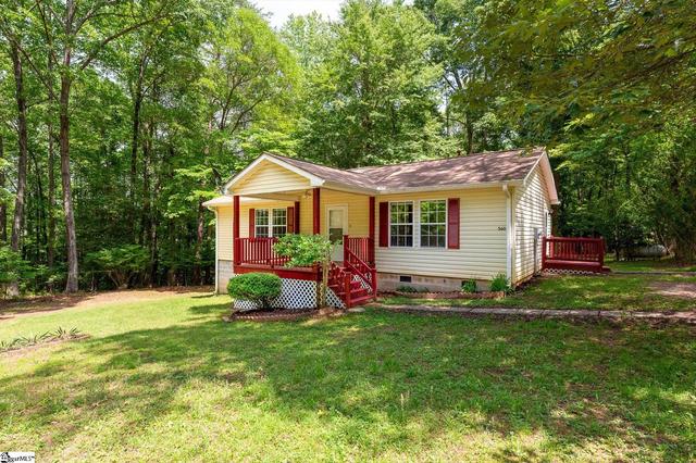 560 Center Dr, Taylors, SC 29687
