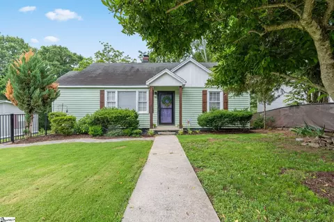21 Nancy Dr, Greenville, SC 29617