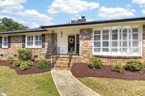 222 Devon Dr, Mauldin, SC 29662