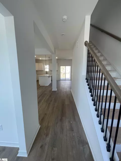 Entry Way - 20 Gateway Dr, Central, SC 29630 photo 2 of 4