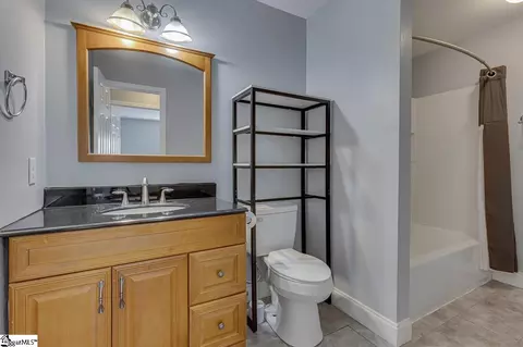 Bath - 216 Hickory Dr, Easley, SC 29642 photo 2 of 3
