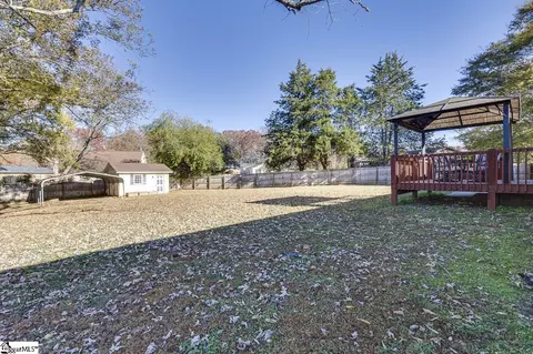 Exterior - 216 Hickory Dr, Easley, SC 29642 photo 5 of 7