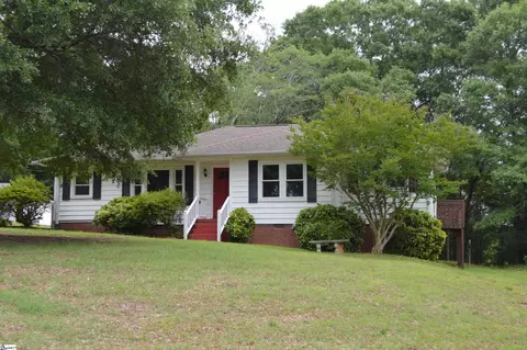 521 S Spencer St, Duncan, SC 29334