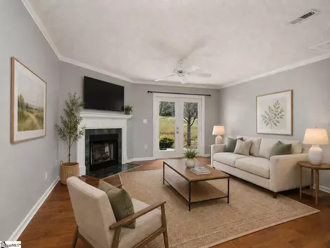 Living - 419 E Butler Rd UNIT 2, Mauldin, SC 29662 photo 1 of 1