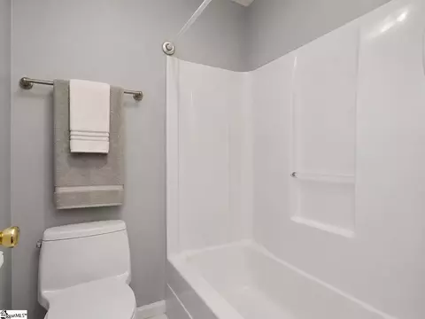 Bath - 419 E Butler Rd UNIT 2, Mauldin, SC 29662 photo 2 of 2