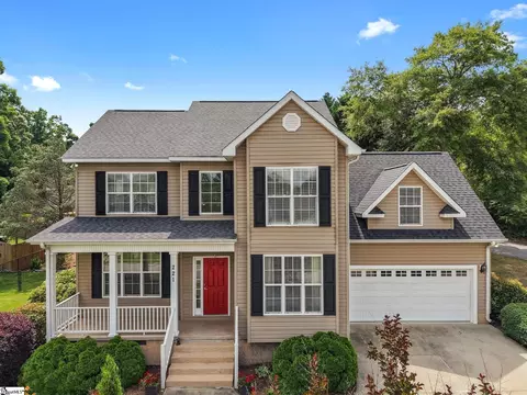 221 Savannah Dr, Anderson, SC 29621