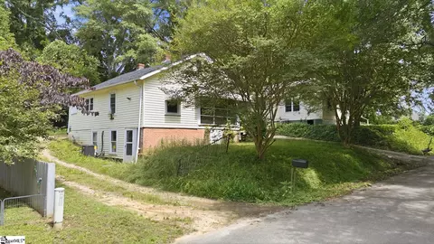 515 Beverly Rd, Spartanburg, SC 29307