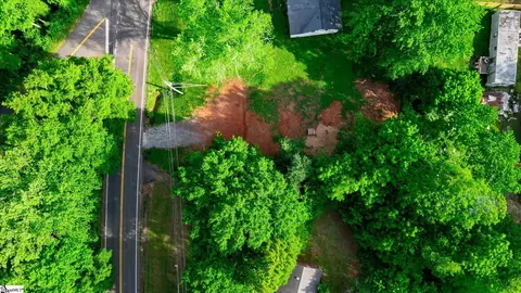 903 Dacusville Hwy, Easley, SC 29640
