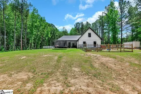 Exterior - 216 Odell Ct, Williamston, SC 29697 photo 8 of 12