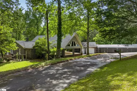 1310 Camp Creek Rd, Taylors, SC 29687