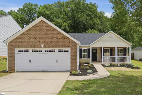 113 Midwood Rd, Travelers Rest, SC 29690
