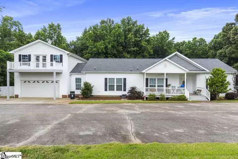 420 Earles Grove Rd, Westminster, SC 29693