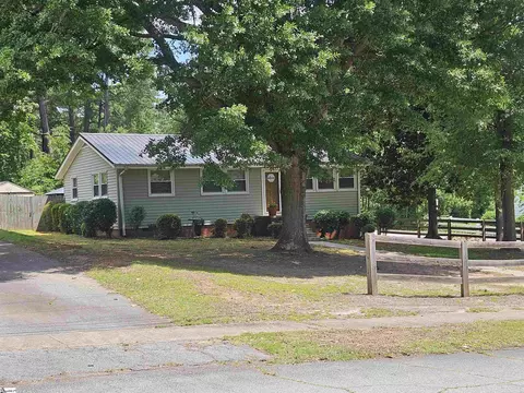 505 E A Ave, Easley, SC 29640