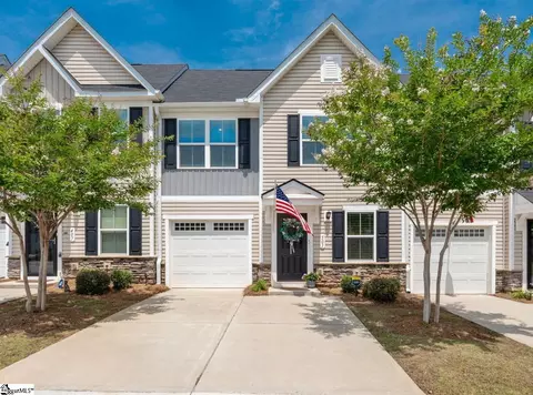 501 Aldworth Ln, Fountain Inn, SC 29644